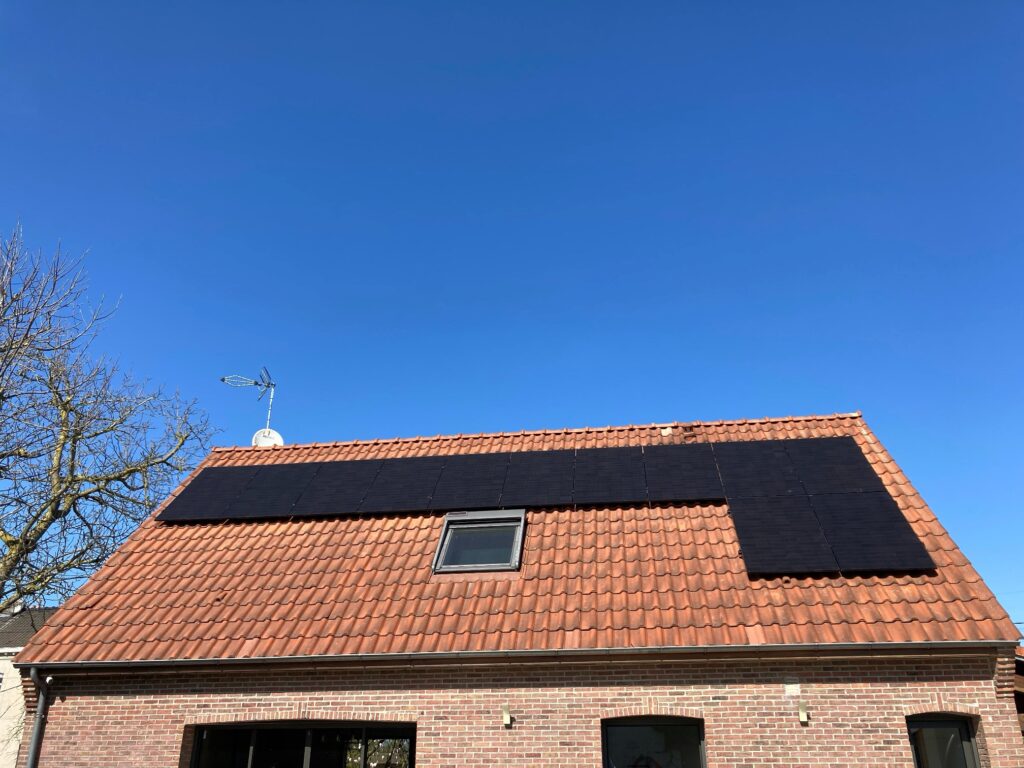 Installation panneaux solaires Cappelle-en-Pévèle